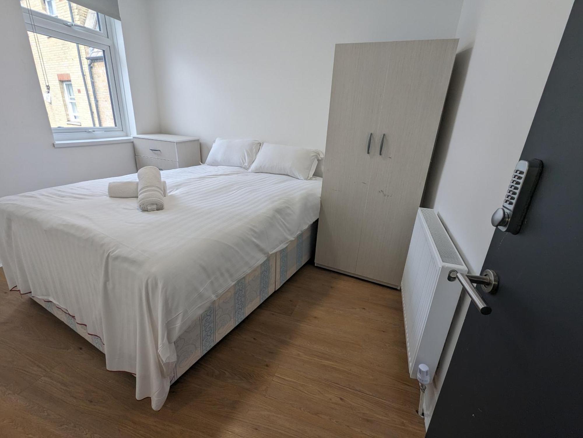 Mile End Rooms London Exterior photo